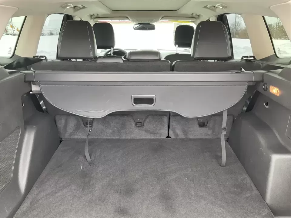 2018 Ford Escape Titanium (1FMCU9J97JU) with an EcoBoost 2L I-4 gasoline direct injection engine, 6A transmission, located at 1230 East Main St, Xenia, OH, 45385, (937) 908-9800, 39.688026, -83.910172 - Need an SUV that can handle Ohio weather, daily commutes, and weekend getaways without feeling like a compromise? This 2018 Ford Escape Titanium 4WD in Ingot Silver Metallic is built for real life in Troy-whether you're shuttling kids across town, driving a long commute down I-75, or loading up for - Photo#12