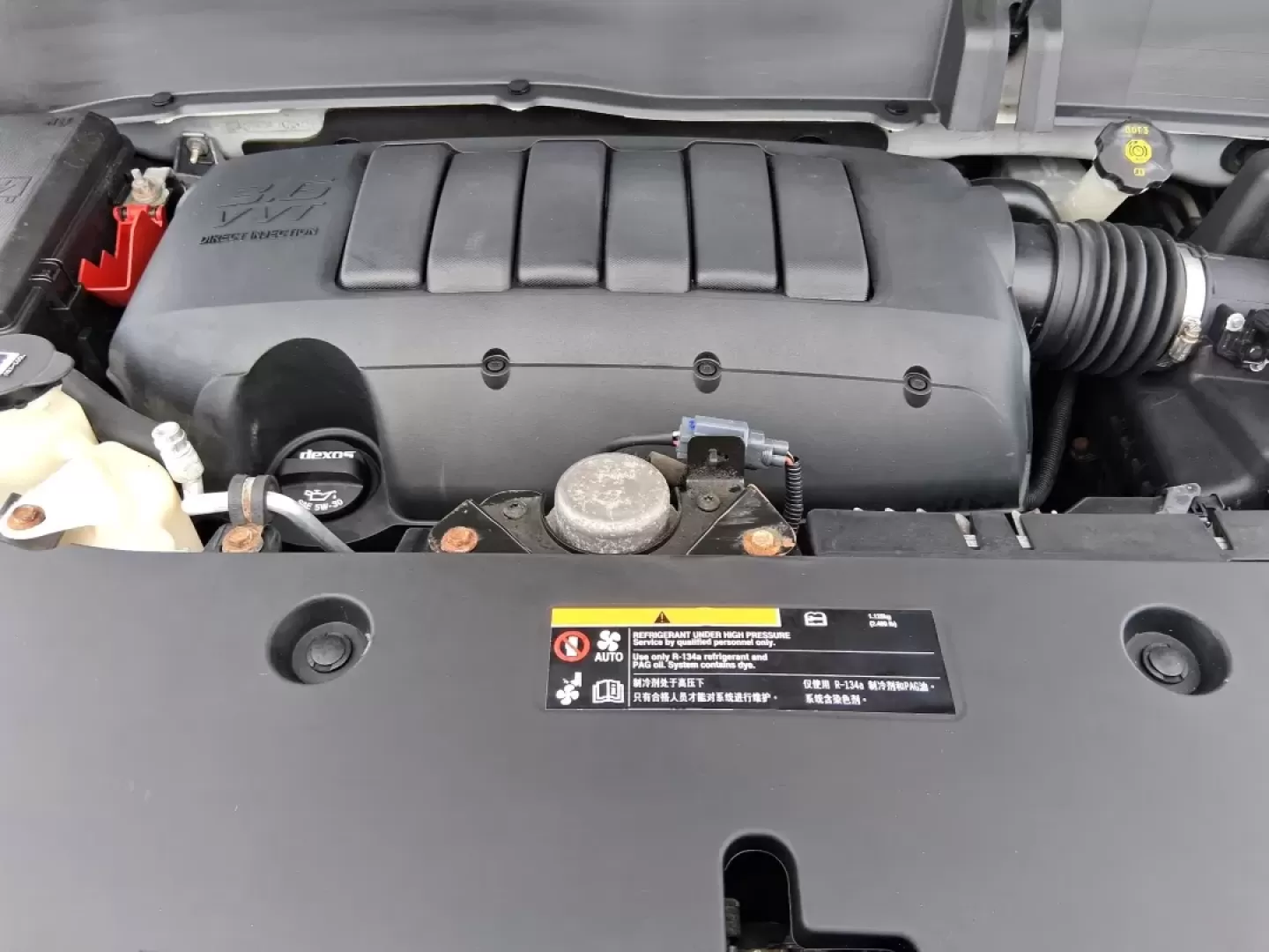 2015 GMC Acadia SLE-1 (1GKKRNED4FJ) with an 3.6L V-6 gasoline direct injection engine, 6-Speed Automatic transmission, located at 1184 Kauffman Ave, Fairborn, OH, 45324, (937) 908-9800, 39.807072, -84.030914 - If your week is a mix of school drop-offs, Wright-Patterson AFB commutes, and weekend getaways to Yellow Springs, this 2015 GMC Acadia SLE-1 is the kind of SUV that fits real life-roomy for passengers, practical for cargo, and comfortable enough for long stretches on I-675 or US-35.<br /> <br /> Ava - Photo#11