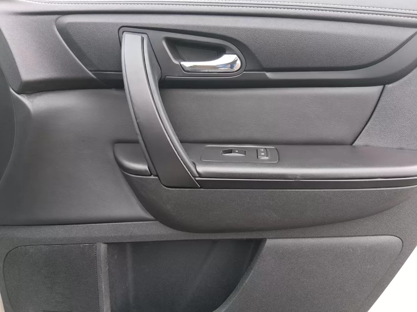 2015 GMC Acadia SLE-1 (1GKKRNED4FJ) with an 3.6L V-6 gasoline direct injection engine, 6-Speed Automatic transmission, located at 1184 Kauffman Ave, Fairborn, OH, 45324, (937) 908-9800, 39.807072, -84.030914 - If your week is a mix of school drop-offs, Wright-Patterson AFB commutes, and weekend getaways to Yellow Springs, this 2015 GMC Acadia SLE-1 is the kind of SUV that fits real life-roomy for passengers, practical for cargo, and comfortable enough for long stretches on I-675 or US-35.<br /> <br /> Ava - Photo#19