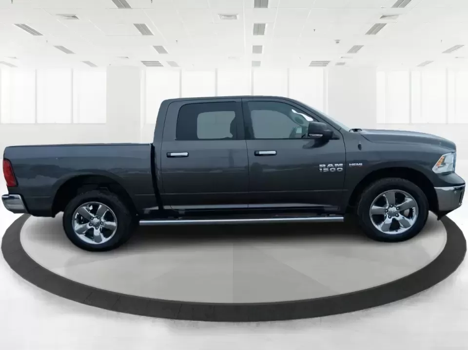 2016 Ram 1500 Big Horn (3C6RR7LT8GG) with an 5.7L V8 OHV 16V engine, 6A transmission, located at 4508 South Dixie Dr, Moraine, OH, 45439, (937) 908-9800, 39.689976, -84.218452 - Picture your next Saturday: you've got the boat hitched up, the cooler packed, and the whole crew riding comfortably to Caesar Creek-then Monday morning it's back to the commute with confidence in any Ohio weather. This 2016 Ram 1500 Big Horn Crew Cab 4WD is built for real life in Moraine: hauling, - Photo#1