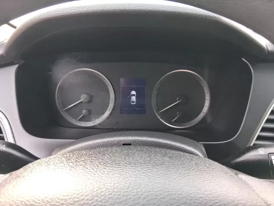 2016 Hyundai Sonata SE (5NPE24AF9GH) with an 2.4L I-4 gasoline direct injection engine, 7A transmission, located at 8750 N County Rd 25A, Piqua, OH, 45356, (937) 908-9800, 40.164391, -84.232513 - Need a dependable daily driver that can handle the school run, the I-75 commute, and the occasional weekend getaway without draining your budget? This 2016 Hyundai Sonata SE in rich Dark Truffle is the kind of comfortable, efficient sedan that fits real life in Vandalia-easy to park, smooth on longe - Photo#15