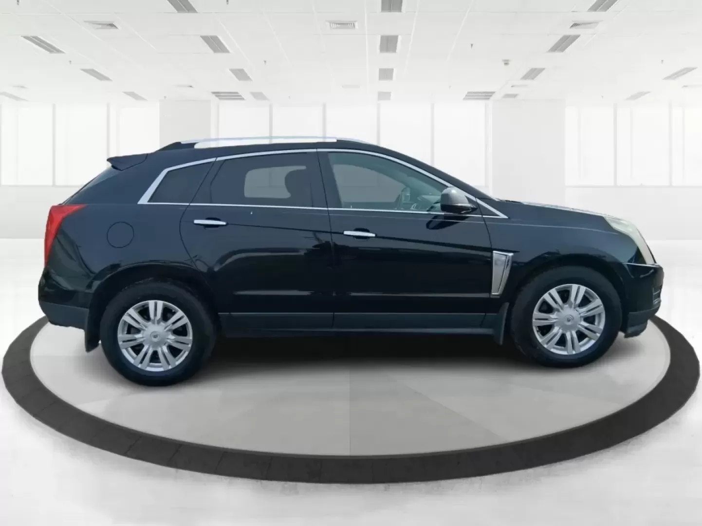 2016 Cadillac SRX Luxury Collection (3GYFNEE32GS) with an 3.6L V-6 gasoline direct injection engine, located at 1099 N County Rd 25A , Troy, OH, 45373, (937) 908-9800, 40.057079, -84.212883 - Picture your next road trip starting in Troy and rolling out past the Great Miami River Trail with everyone comfortable, connected, and confident-no cramped seats, no noisy ride, just smooth power and premium Cadillac style. This 2016 Cadillac SRX Luxury Collection is the kind of SUV that fits real - Photo#1