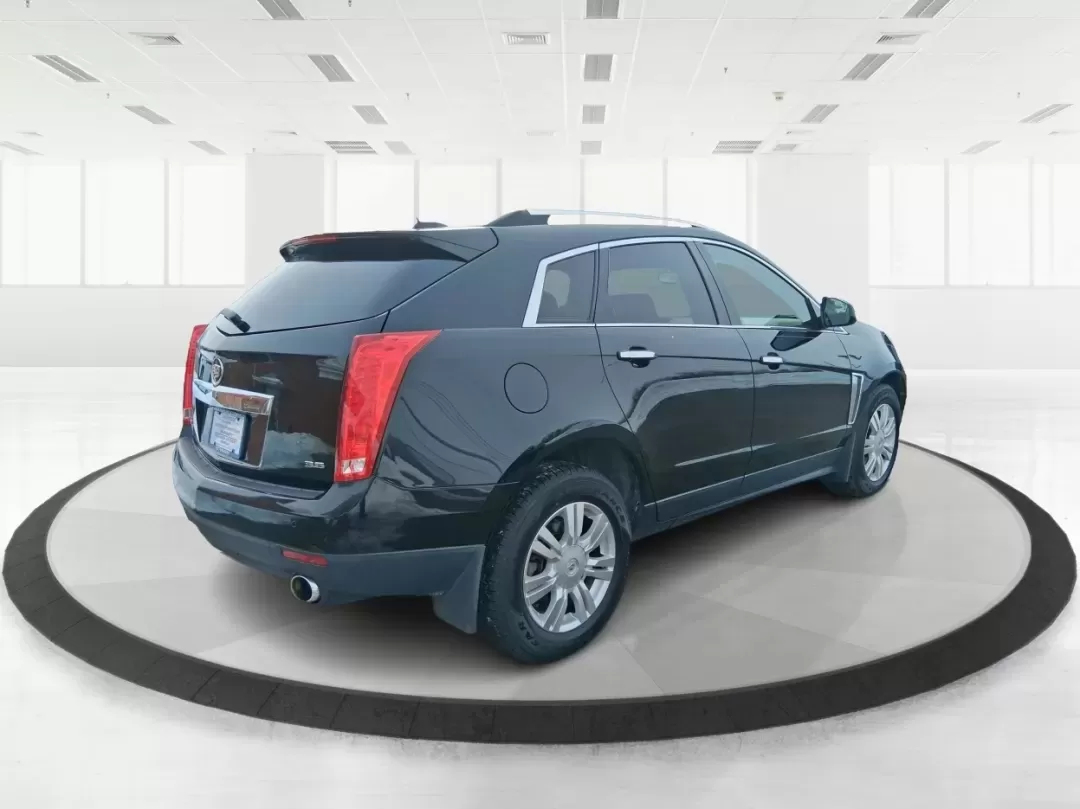 2016 Cadillac SRX Luxury Collection (3GYFNEE32GS) with an 3.6L V-6 gasoline direct injection engine, located at 1099 N County Rd 25A , Troy, OH, 45373, (937) 908-9800, 40.057079, -84.212883 - 2016 Cadillac SRX Luxury Collection - Photo#2