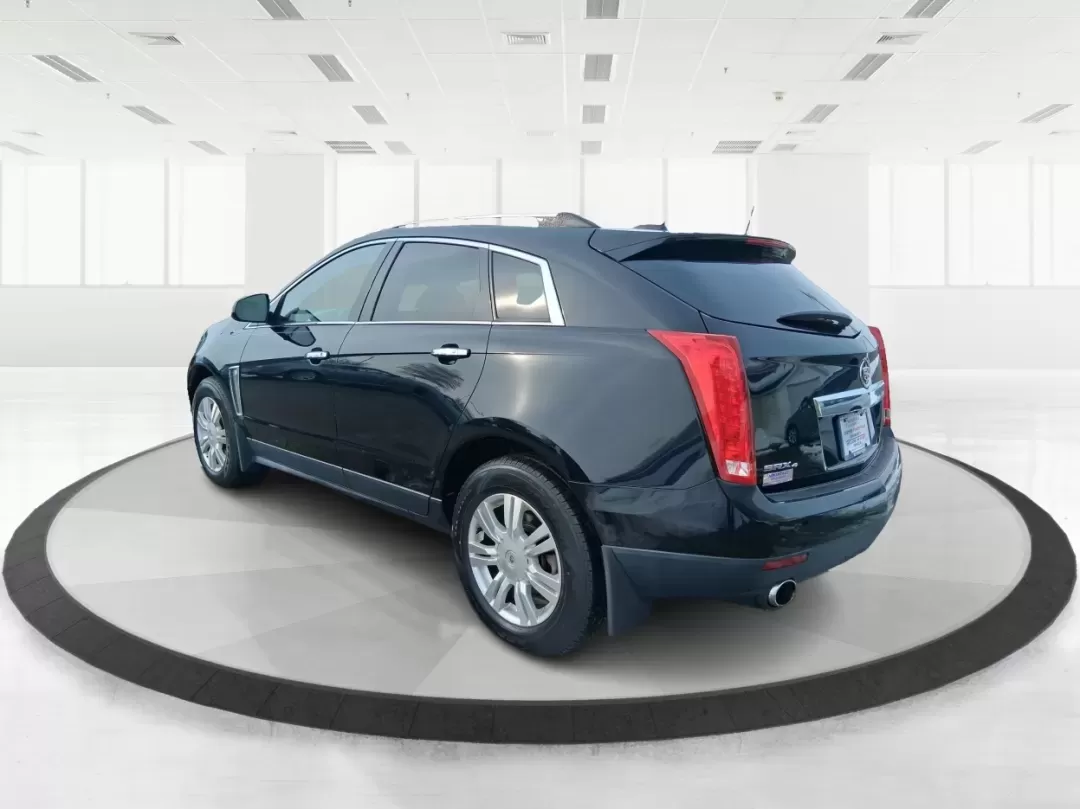 2016 Cadillac SRX Luxury Collection (3GYFNEE32GS) with an 3.6L V-6 gasoline direct injection engine, located at 1099 N County Rd 25A , Troy, OH, 45373, (937) 908-9800, 40.057079, -84.212883 - 2016 Cadillac SRX Luxury Collection - Photo#4