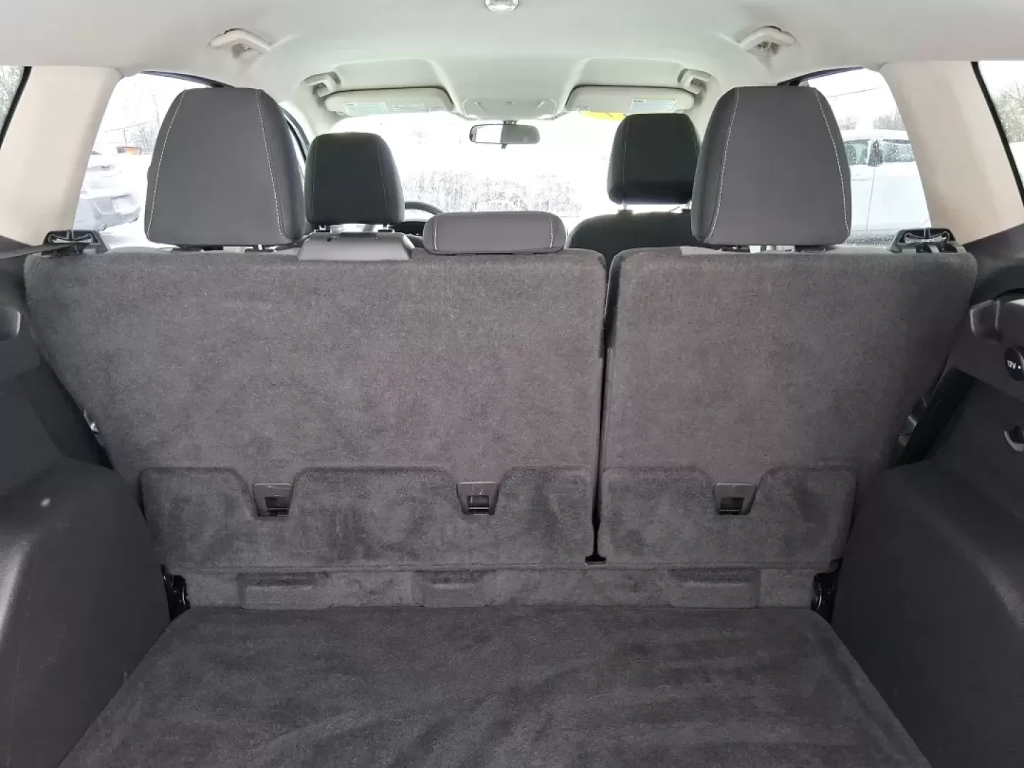 2017 Ford Escape SE (1FMCU9GD3HU) with an 1.5L L4 DOHC 16V engine, 6A transmission, located at 401 Woodman Dr, Riverside, OH, 45431, (937) 908-9800, 39.760899, -84.123421 - Need one SUV that can handle the weekday commute, school drop-offs, and a quick weekend escape to Eastwood MetroPark without blinking? This 2017 Ford Escape SE in Magnetic Metallic is built for real life in the Miami Valley-easy to park, confident in rough weather, and comfortable enough for long st - Photo#12