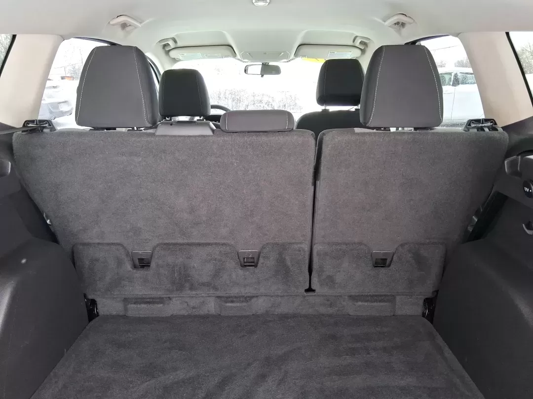 2017 Ford Escape SE (1FMCU9GD3HU) with an 1.5L L4 DOHC 16V engine, 6A transmission, located at 401 Woodman Dr, Riverside, OH, 45431, (937) 908-9800, 39.760899, -84.123421 - Need one SUV that can handle the weekday commute, school drop-offs, and a quick weekend escape to Eastwood MetroPark without blinking? This 2017 Ford Escape SE in Magnetic Metallic is built for real life in the Miami Valley-easy to park, confident in rough weather, and comfortable enough for long st - Photo#12