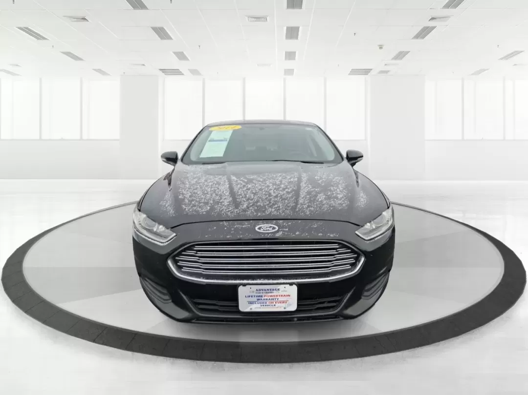 2014 Ford Fusion SE (1FA6P0H77E5) with an 2.5L L4 DOHC 16V engine, Automatic transmission, located at 880 E. National Road, Vandalia, OH, 45377, (937) 908-9800, 39.891918, -84.183594 - Need a dependable sedan for the daily commute up I75, school drop-offs around Vandalia-Butler City Schools, and comfortable weekend drives to the National Museum of the U.S. Air Force? This 2014 Ford Fusion SE is built for real life-smooth on longer stretches of E. National Road, easy to park for er - Photo#7