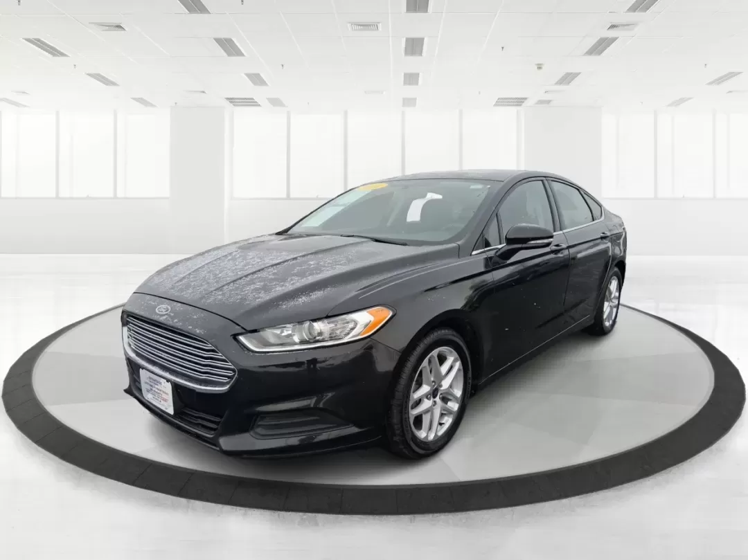 2014 Ford Fusion SE (1FA6P0H77E5) with an 2.5L L4 DOHC 16V engine, Automatic transmission, located at 880 E. National Road, Vandalia, OH, 45377, (937) 908-9800, 39.891918, -84.183594 - Need a dependable sedan for the daily commute up I75, school drop-offs around Vandalia-Butler City Schools, and comfortable weekend drives to the National Museum of the U.S. Air Force? This 2014 Ford Fusion SE is built for real life-smooth on longer stretches of E. National Road, easy to park for er - Photo#8