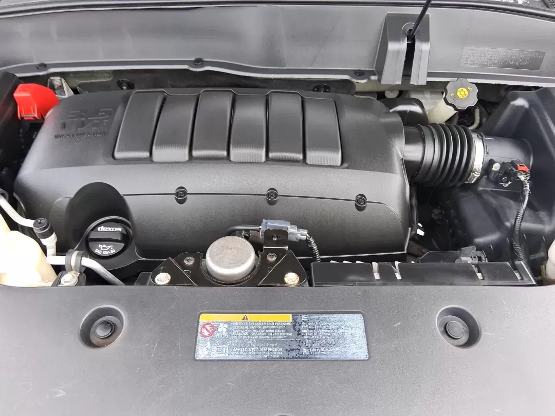 2014 GMC Acadia SLE-2 (1GKKRPKD7EJ) with an 3.6L V-6 gasoline direct injection engine, 6-Speed Automatic transmission, located at 8750 N County Rd 25A, Piqua, OH, 45356, (937) 908-9800, 40.164391, -84.232513 - Life gets busy-school drop-offs, long commutes, weekend tournaments, and the occasional road trip up I75. If you need one SUV that can handle family life and still feel comfortable on the daily drive, this **2014 GMC Acadia SLE-2** is a smart, versatile choice. Finished in **Carbon Black Metallic** - Photo#10