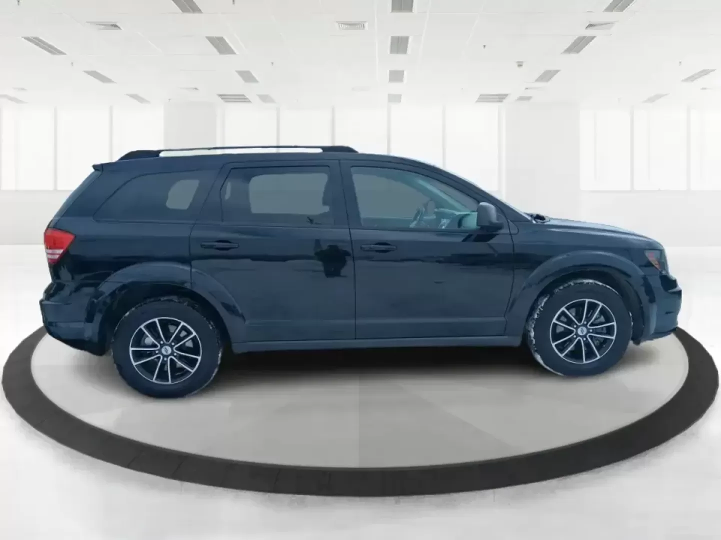 2018 Dodge Journey SE (3C4PDCAB9JT) with an Tigershark MultiAir 2.4L I-4 DOHC engine, 4A transmission, located at 880 E. National Road, Vandalia, OH, 45377, (937) 908-9800, 39.891918, -84.183594 - Need a practical SUV that can handle school drop-offs, grocery runs, and weekend trips up I75 without blowing your budget? This 2018 Dodge Journey SE in Pitch Black Clearcoat is built for real life in West Central Ohio-roomy enough for growing families, comfortable for long commutes, and flexible fo - Photo#1