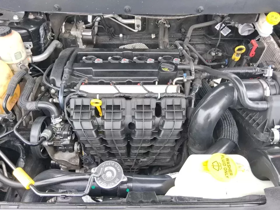 2018 Dodge Journey SE (3C4PDCAB9JT) with an Tigershark MultiAir 2.4L I-4 DOHC engine, 4A transmission, located at 880 E. National Road, Vandalia, OH, 45377, (937) 908-9800, 39.891918, -84.183594 - Need a practical SUV that can handle school drop-offs, grocery runs, and weekend trips up I75 without blowing your budget? This 2018 Dodge Journey SE in Pitch Black Clearcoat is built for real life in West Central Ohio-roomy enough for growing families, comfortable for long commutes, and flexible fo - Photo#10