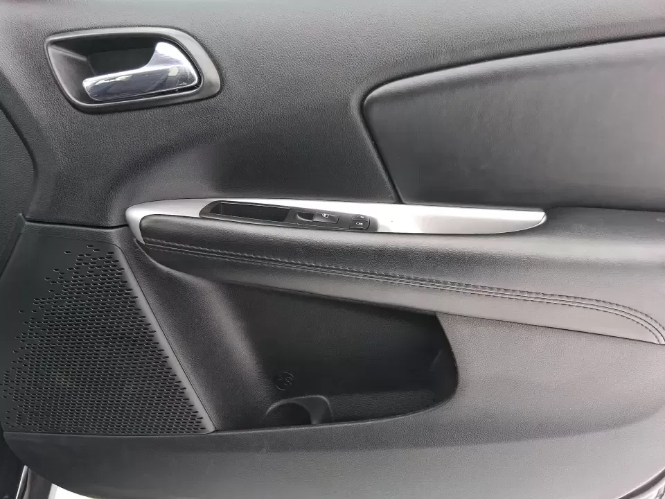 2018 Dodge Journey SE (3C4PDCAB9JT) with an Tigershark MultiAir 2.4L I-4 DOHC engine, 4A transmission, located at 880 E. National Road, Vandalia, OH, 45377, (937) 908-9800, 39.891918, -84.183594 - Need a practical SUV that can handle school drop-offs, grocery runs, and weekend trips up I75 without blowing your budget? This 2018 Dodge Journey SE in Pitch Black Clearcoat is built for real life in West Central Ohio-roomy enough for growing families, comfortable for long commutes, and flexible fo - Photo#18