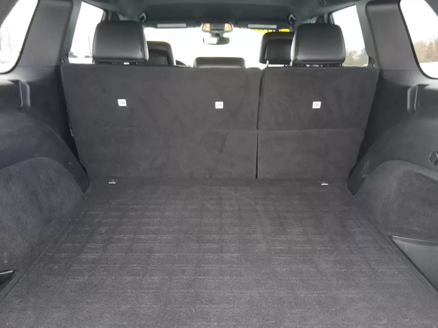 2018 Jeep Grand Cherokee Limited 4x4 (1C4RJFBGXJC) with an 3.6L V6 DOHC 24V engine, 8A transmission, located at 8750 N County Rd 25A, Piqua, OH, 45356, (937) 908-9800, 40.164391, -84.232513 - Load up the kids, the dog, and the cooler-or point the nose toward a weekend cabin-and let this 2018 Jeep Grand Cherokee Limited 4x4 handle the plan. With confident 4WD capability and a premium, comfortable cabin, it's a smart fit for Ohio drivers who want one SUV that can do school runs, long commu - Photo#12