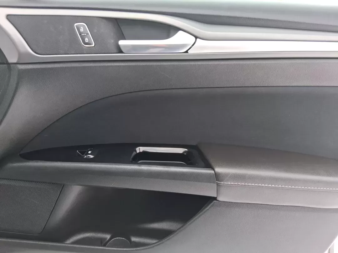 2013 Ford Fusion SE (3FA6P0H72DR) with an Other engine, located at 1184 Kauffman Ave, Fairborn, OH, 45324, (937) 908-9800, 39.807072, -84.030914 - Need a dependable commuter that can handle daily drives to Wright-Patterson AFB, weekend errands around Beavercreek, and the occasional road trip down I-675 without draining your budget? This 2013 Ford Fusion SE in Sterling Gray is a smart, comfortable sedan built for real life-great for long commut - Photo#19