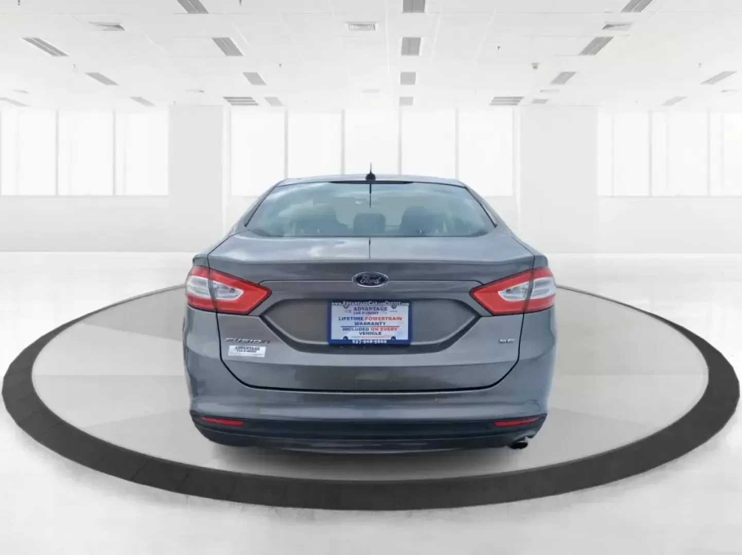 2013 Ford Fusion SE (3FA6P0H72DR) with an 2.5L L4 DOHC 16V engine, Automatic transmission, located at 1951 S Dayton Lakeview Rd., New Carlisle, OH, 45344, (937) 908-9800, 39.890999, -84.050255 - Need a dependable commuter that can handle daily drives to Wright-Patterson AFB, weekend errands around Beavercreek, and the occasional road trip down I-675 without draining your budget? This 2013 Ford Fusion SE in Sterling Gray is a smart, comfortable sedan built for real life-great for long commut - Photo#3