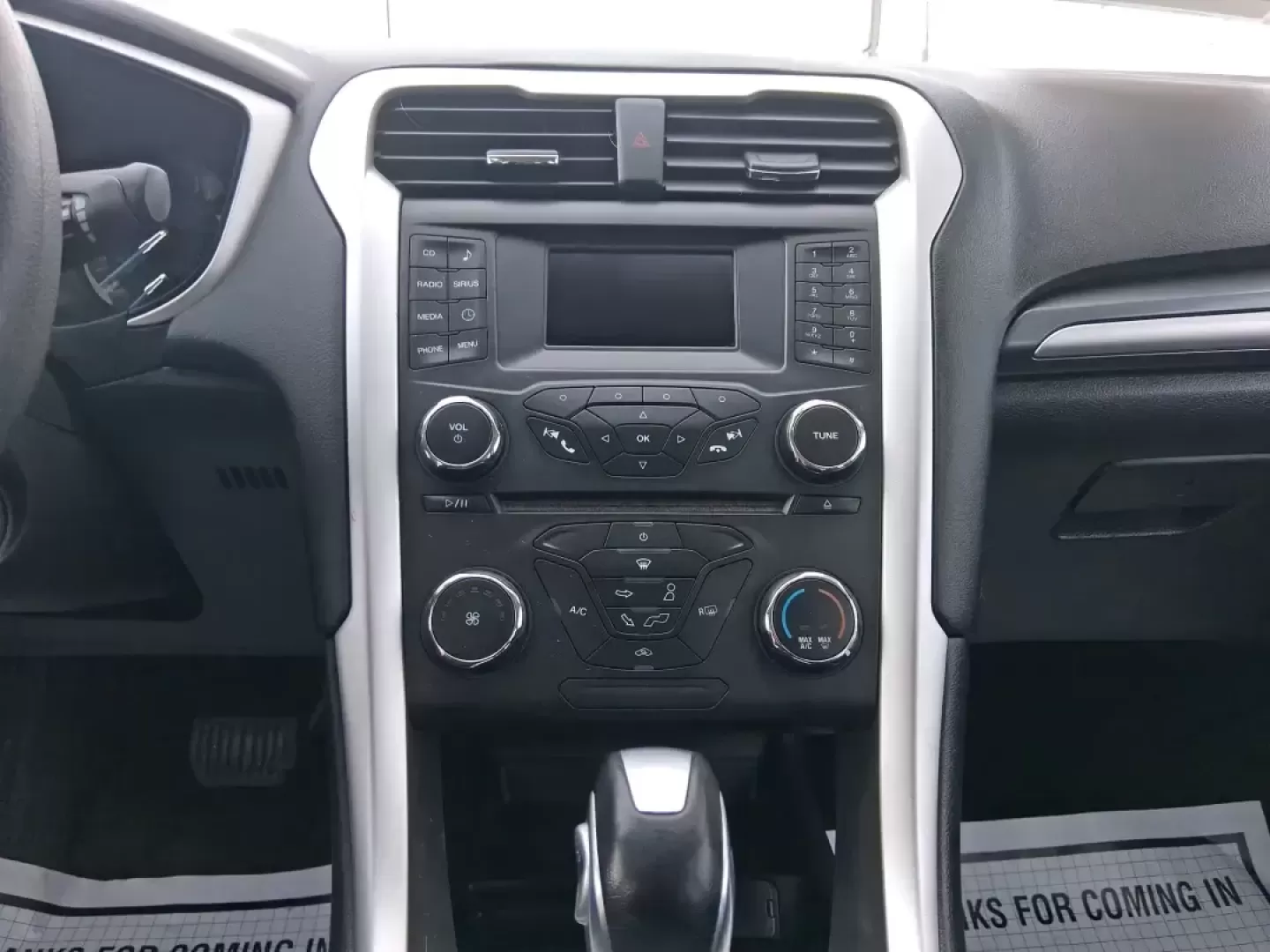 2013 Ford Fusion SE (3FA6P0H72DR) with an 2.5L L4 DOHC 16V engine, Automatic transmission, located at 1951 S Dayton Lakeview Rd., New Carlisle, OH, 45344, (937) 908-9800, 39.890999, -84.050255 - Need a dependable commuter that can handle daily drives to Wright-Patterson AFB, weekend errands around Beavercreek, and the occasional road trip down I-675 without draining your budget? This 2013 Ford Fusion SE in Sterling Gray is a smart, comfortable sedan built for real life-great for long commut - Photo#12