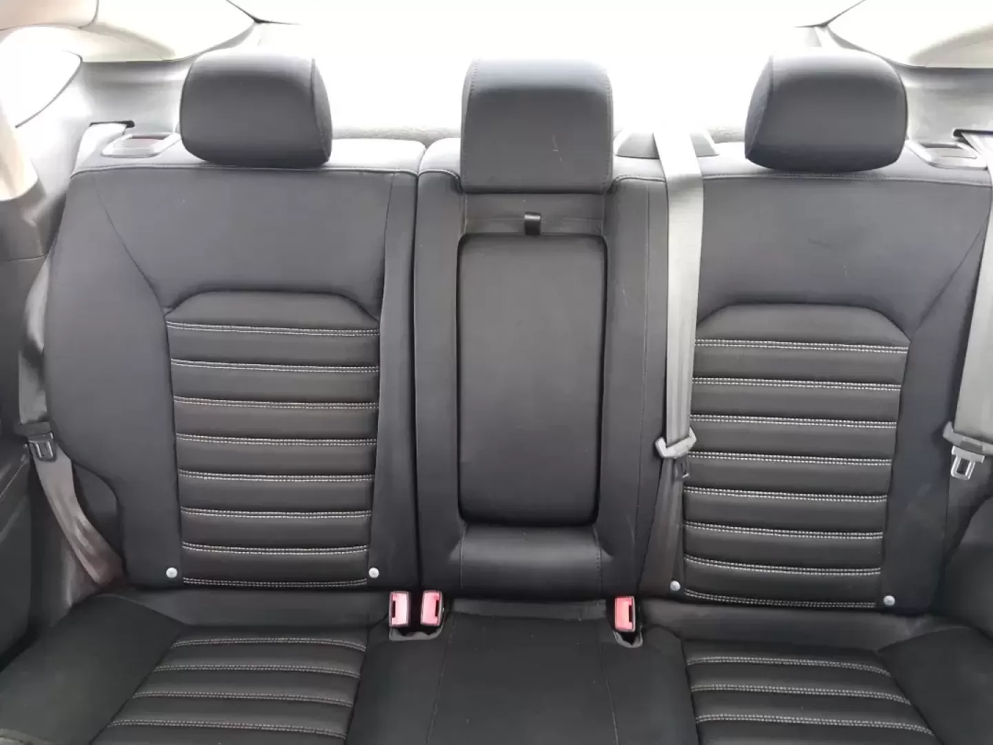 2013 Ford Fusion SE (3FA6P0H72DR) with an 2.5L L4 DOHC 16V engine, Automatic transmission, located at 1951 S Dayton Lakeview Rd., New Carlisle, OH, 45344, (937) 908-9800, 39.890999, -84.050255 - Need a dependable commuter that can handle daily drives to Wright-Patterson AFB, weekend errands around Beavercreek, and the occasional road trip down I-675 without draining your budget? This 2013 Ford Fusion SE in Sterling Gray is a smart, comfortable sedan built for real life-great for long commut - Photo#13