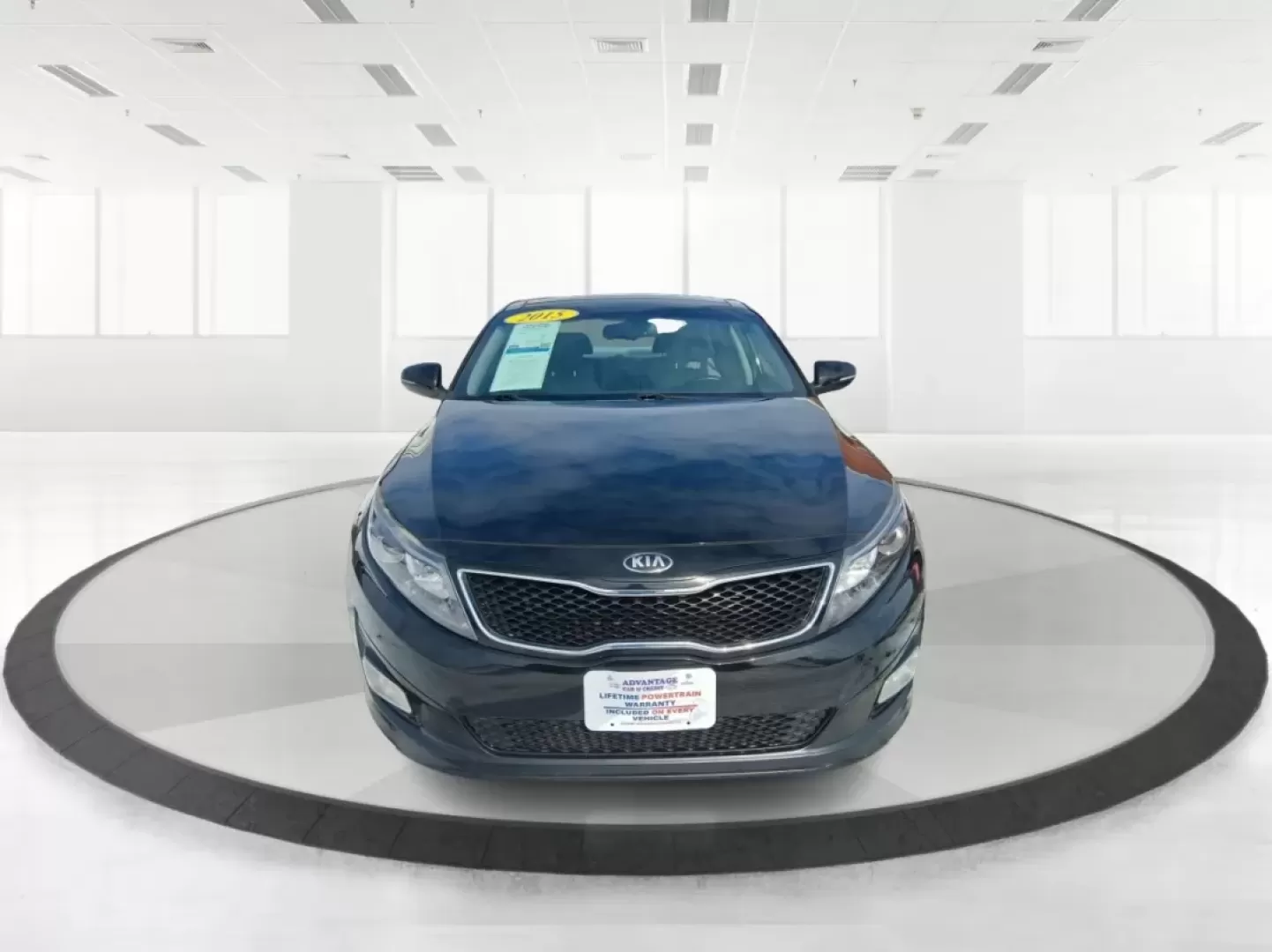 2015 Kia Optima EX (5XXGN4A78FG) with an Theta II 2.4L I-4 gasoline direct injection engine, 6-Speed Automatic transmission, located at 401 Woodman Dr, Riverside, OH, 45431, (937) 908-9800, 39.760899, -84.123421 - If your week is packed with I675 commuting, school drop-offs, and the occasional dinner run to The Greene or a weekend drive out toward Wright-Patterson Air Force Base, this 2015 Kia Optima EX is the kind of sedan that keeps life moving comfortably-without draining your budget. Finished in sleek Ebo - Photo#7