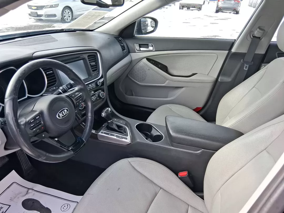 2015 Kia Optima EX (5XXGN4A78FG) with an Theta II 2.4L I-4 gasoline direct injection engine, 6-Speed Automatic transmission, located at 401 Woodman Dr, Riverside, OH, 45431, (937) 908-9800, 39.760899, -84.123421 - If your week is packed with I675 commuting, school drop-offs, and the occasional dinner run to The Greene or a weekend drive out toward Wright-Patterson Air Force Base, this 2015 Kia Optima EX is the kind of sedan that keeps life moving comfortably-without draining your budget. Finished in sleek Ebo - Photo#9