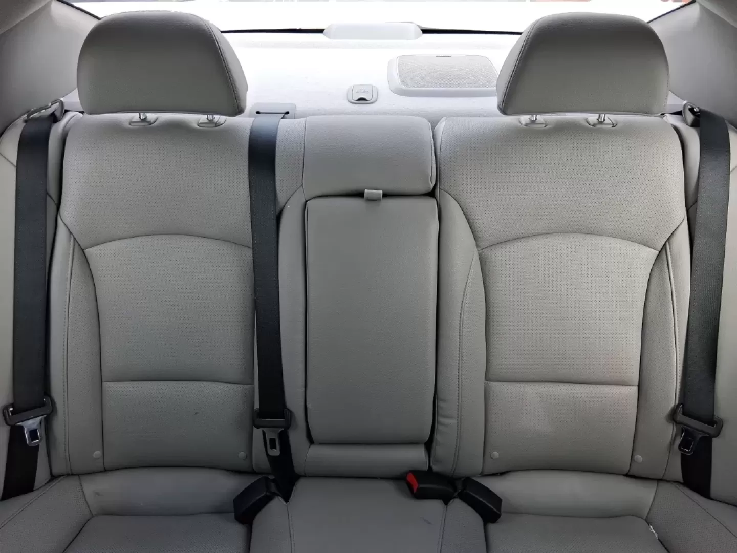 2015 Kia Optima EX (5XXGN4A78FG) with an Theta II 2.4L I-4 gasoline direct injection engine, 6-Speed Automatic transmission, located at 401 Woodman Dr, Riverside, OH, 45431, (937) 908-9800, 39.760899, -84.123421 - If your week is packed with I675 commuting, school drop-offs, and the occasional dinner run to The Greene or a weekend drive out toward Wright-Patterson Air Force Base, this 2015 Kia Optima EX is the kind of sedan that keeps life moving comfortably-without draining your budget. Finished in sleek Ebo - Photo#15