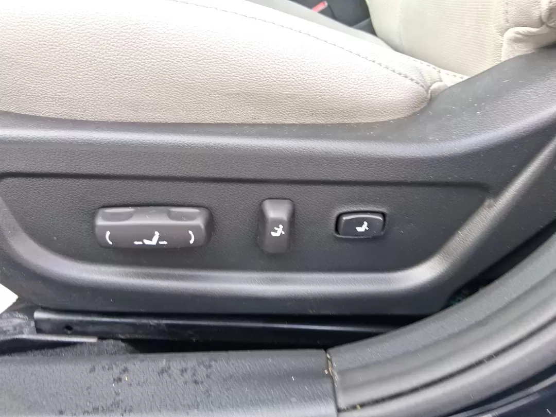 2015 Kia Optima EX (5XXGN4A78FG) with an Theta II 2.4L I-4 gasoline direct injection engine, 6-Speed Automatic transmission, located at 401 Woodman Dr, Riverside, OH, 45431, (937) 908-9800, 39.760899, -84.123421 - If your week is packed with I675 commuting, school drop-offs, and the occasional dinner run to The Greene or a weekend drive out toward Wright-Patterson Air Force Base, this 2015 Kia Optima EX is the kind of sedan that keeps life moving comfortably-without draining your budget. Finished in sleek Ebo - Photo#18