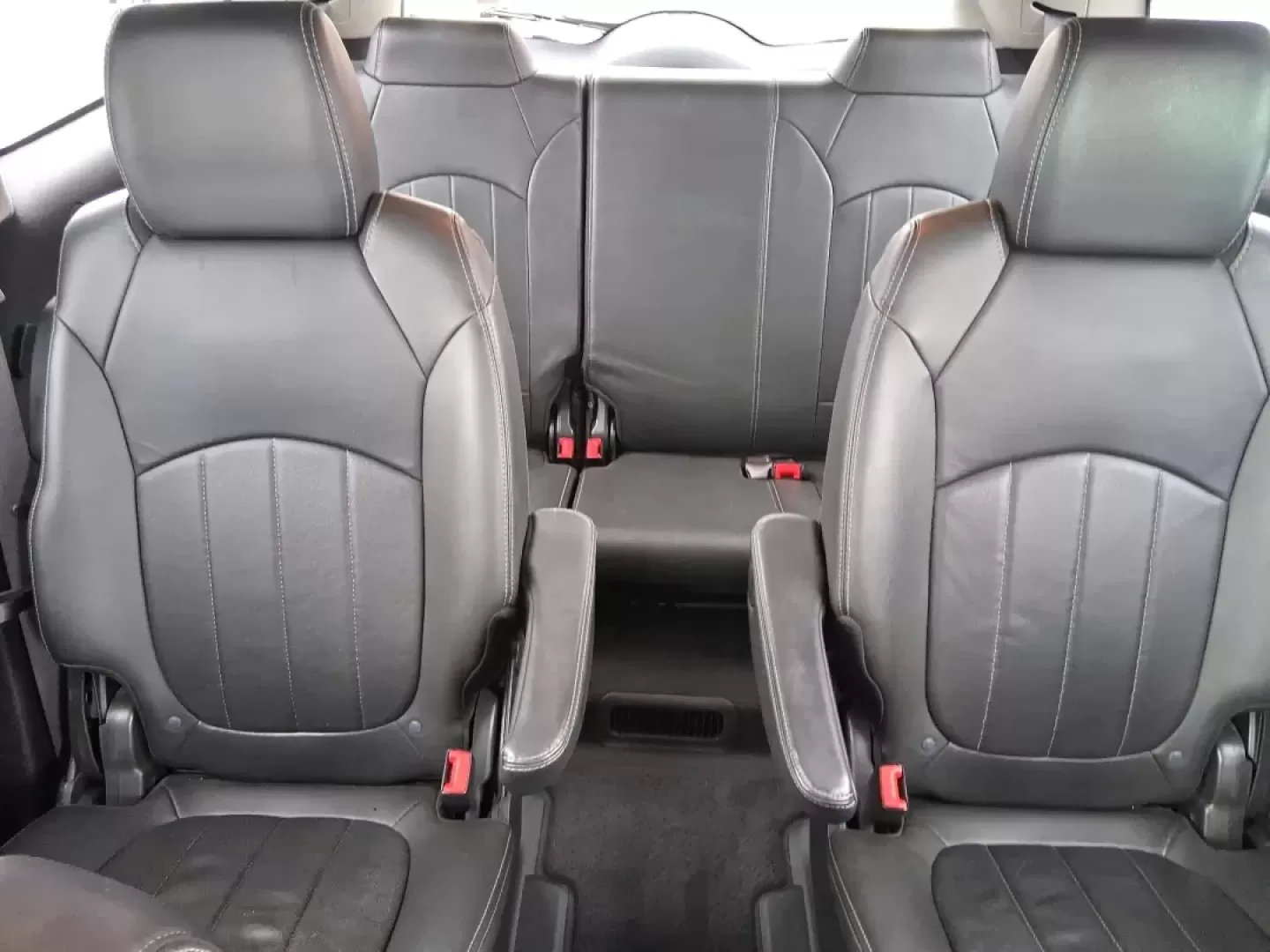 2015 Buick Enclave Premium (5GAKVCKD6FJ) with an 3.6L V-6 gasoline direct injection engine, 6-Speed Automatic Overdrive transmission, located at 4508 South Dixie Dr, Moraine, OH, 45439, (937) 908-9800, 39.689976, -84.218452 - Load up the family, cue the road-trip playlist, and enjoy the kind of comfortable, confident driving that makes everyday errands and weekend getaways feel easy. This 2015 Buick Enclave Premium in Dark Sapphire Blue Metallic is built for real life in Moraine-school drop-offs, long commutes up I75, an - Photo#13