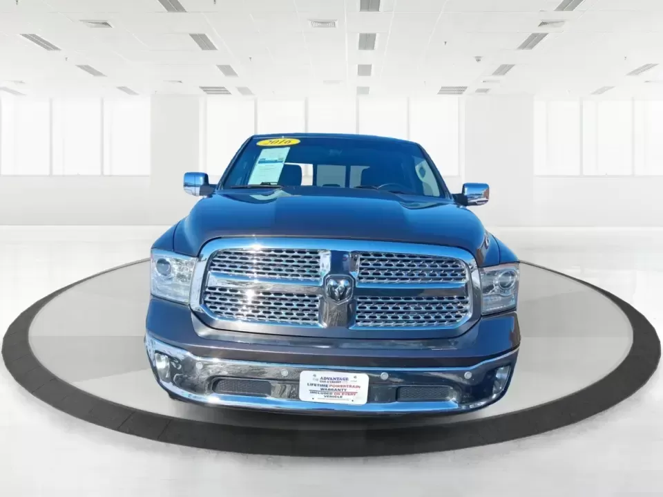 2016 Ram 1500 Laramie (1C6RR7NT1GS) with an 5.7L V8 OHV 16V engine, 6A transmission, located at 1230 East Main St, Xenia, OH, 45385, (937) 908-9800, 39.688026, -83.910172 - Built for Ohio backroads, weekend lake runs, and the kind of workday that doesn't stop when the weather turns, this 2016 Ram 1500 Laramie Crew Cab 4WD is the truck that fits real life in Troy. Whether you're towing a trailer out toward the Miami County Fairgrounds, hauling gear for a Saturday at Tre - Photo#7