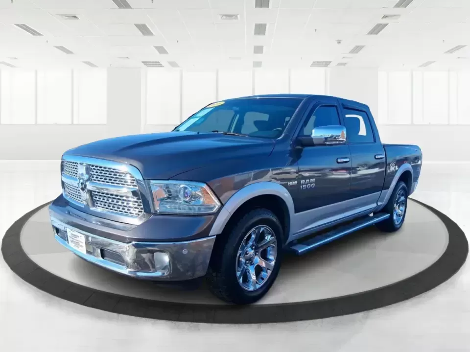 2016 Ram 1500 Laramie (1C6RR7NT1GS) with an 5.7L V8 OHV 16V engine, 6A transmission, located at 1230 East Main St, Xenia, OH, 45385, (937) 908-9800, 39.688026, -83.910172 - Built for Ohio backroads, weekend lake runs, and the kind of workday that doesn't stop when the weather turns, this 2016 Ram 1500 Laramie Crew Cab 4WD is the truck that fits real life in Troy. Whether you're towing a trailer out toward the Miami County Fairgrounds, hauling gear for a Saturday at Tre - Photo#8