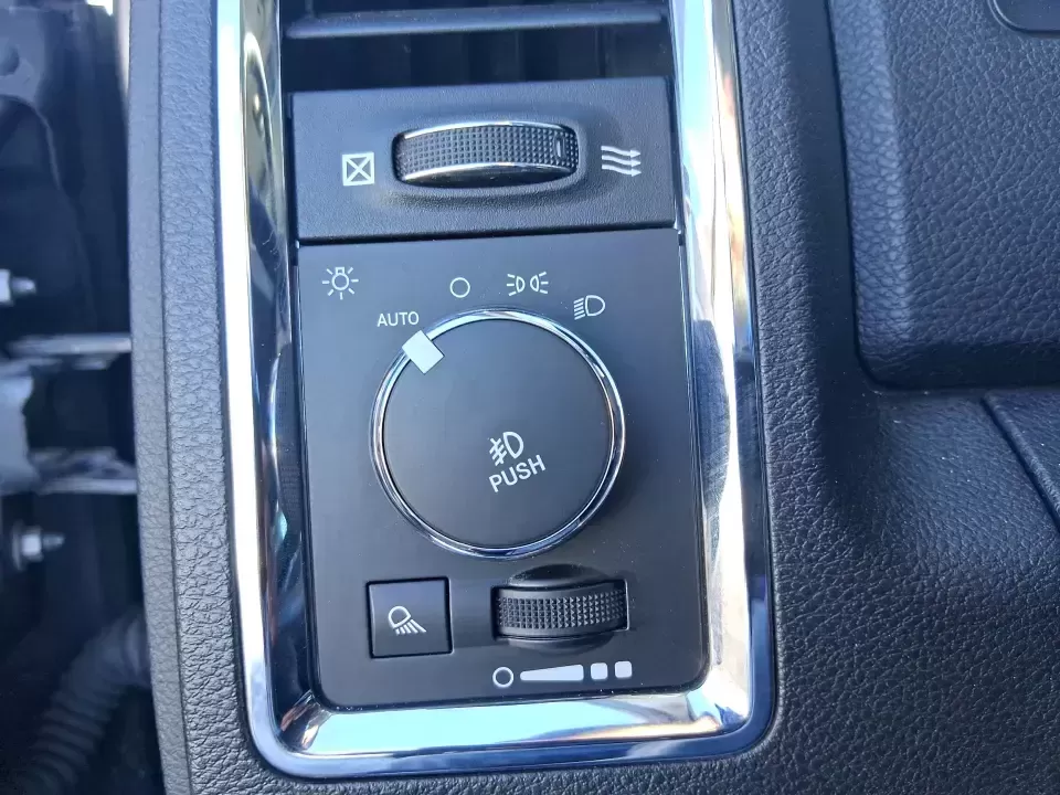 2016 Ram 1500 Laramie (1C6RR7NT1GS) with an 5.7L V8 OHV 16V engine, 6A transmission, located at 1230 East Main St, Xenia, OH, 45385, (937) 908-9800, 39.688026, -83.910172 - Built for Ohio backroads, weekend lake runs, and the kind of workday that doesn't stop when the weather turns, this 2016 Ram 1500 Laramie Crew Cab 4WD is the truck that fits real life in Troy. Whether you're towing a trailer out toward the Miami County Fairgrounds, hauling gear for a Saturday at Tre - Photo#16