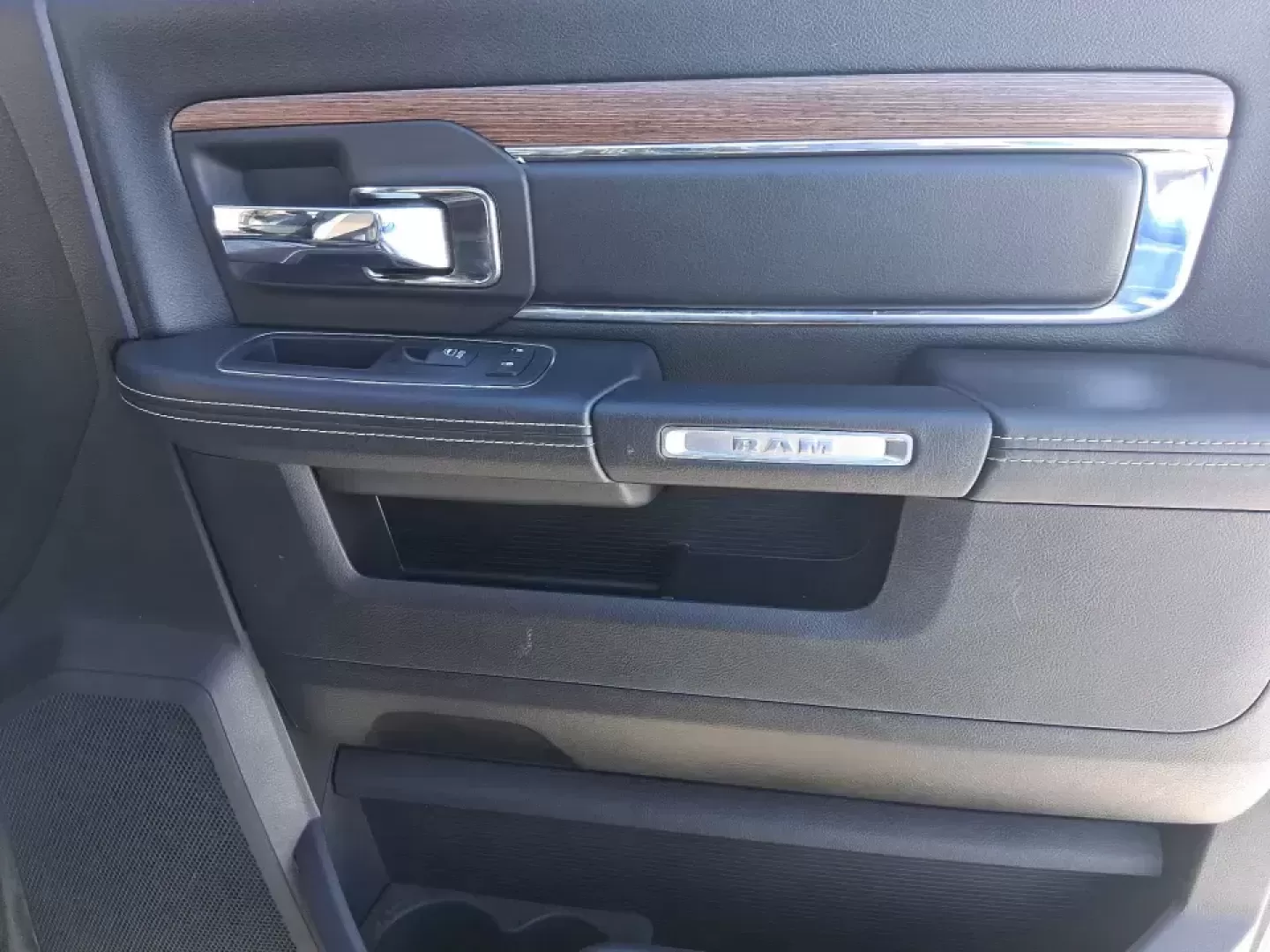 2016 Ram 1500 Laramie (1C6RR7NT1GS) with an 5.7L V8 OHV 16V engine, 6A transmission, located at 1951 S Dayton Lakeview Rd., New Carlisle, OH, 45344, (937) 908-9800, 39.890999, -84.050255 - Built for Ohio backroads, weekend lake runs, and the kind of workday that doesn't stop when the weather turns, this 2016 Ram 1500 Laramie Crew Cab 4WD is the truck that fits real life in Troy. Whether you're towing a trailer out toward the Miami County Fairgrounds, hauling gear for a Saturday at Tre - Photo#19