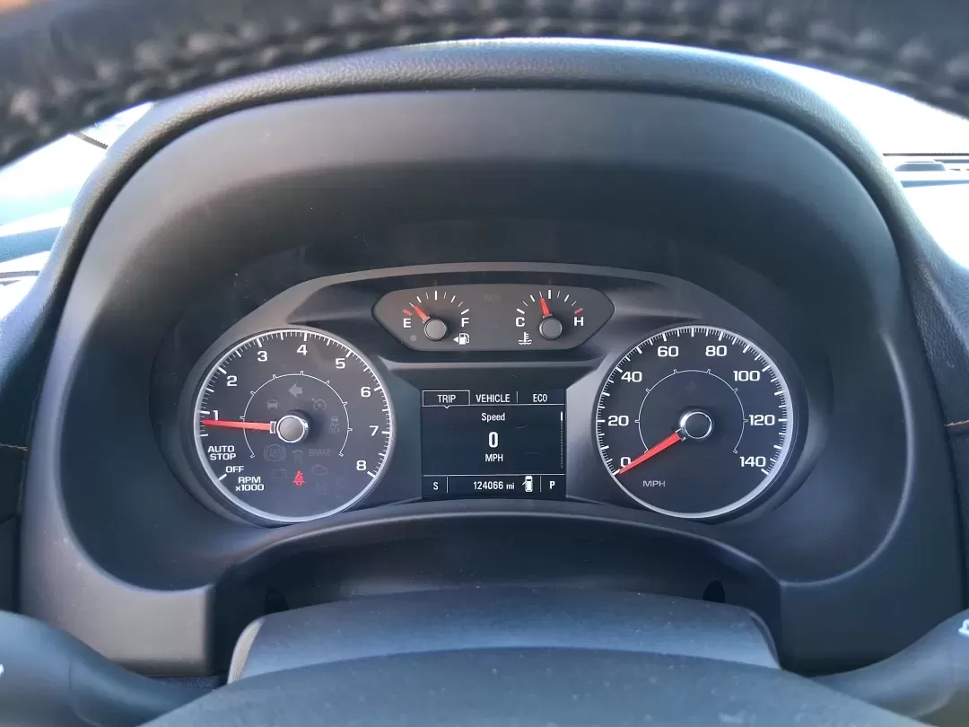 2018 GMC Terrain SLE (3GKALTEV1JL) with an 1.4L L4 DOHC 16V TURBO engine, 6A transmission, located at 1951 S Dayton Lakeview Rd., New Carlisle, OH, 45344, (937) 908-9800, 39.890999, -84.050255 - Picture your next weekend: a quick grocery run in town, a smooth commute down I70, then a spontaneous road trip to Dayton's RiverScape MetroPark or a family day at the Clark County Fairgrounds-without worrying about space, weather, or comfort. This 2018 GMC Terrain SLE in striking Ebony Twilight Met - Photo#15