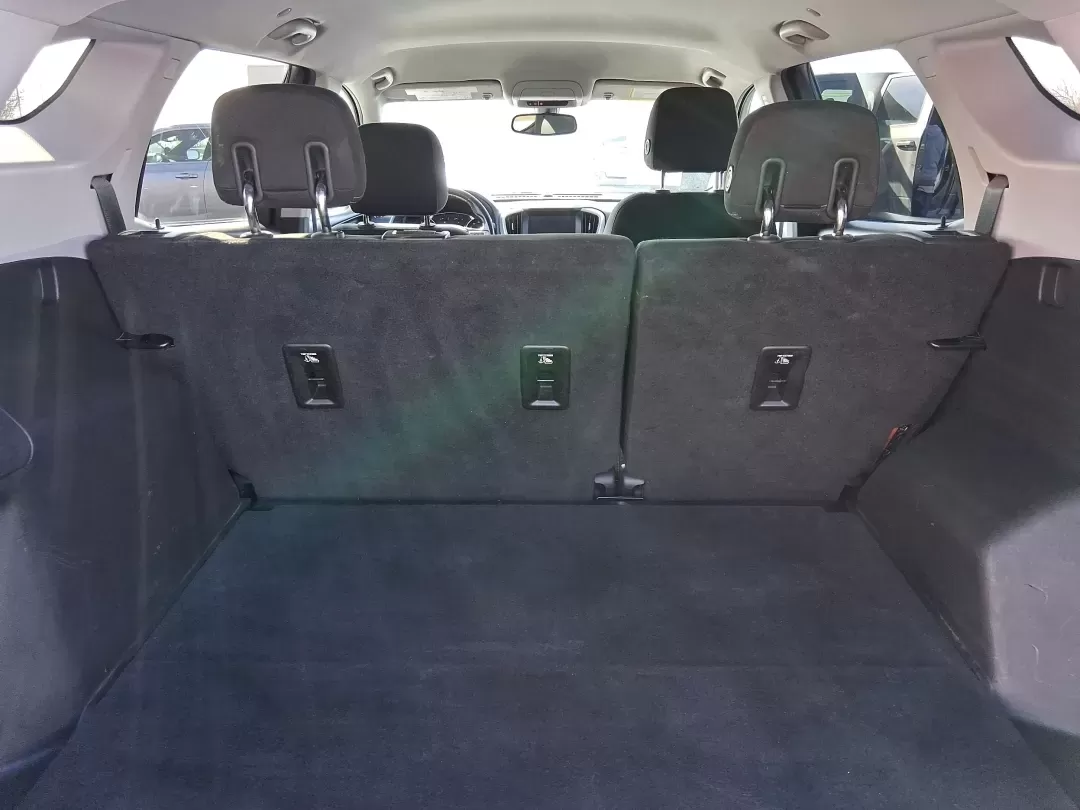 2019 GMC Terrain SLE (3GKALMEV4KL) with an 1.4L L4 DOHC 16V TURBO engine, 6A transmission, located at 1184 Kauffman Ave, Fairborn, OH, 45324, (937) 908-9800, 39.807072, -84.030914 - Picture your next week: easy commuting to Wright-Patterson AFB, grocery runs that don't feel like a puzzle, and a weekend escape to John Bryan State Park with room for everyone and everything. This 2019 GMC Terrain SLE in Summit White is the kind of practical, comfortable SUV that fits real life in - Photo#11