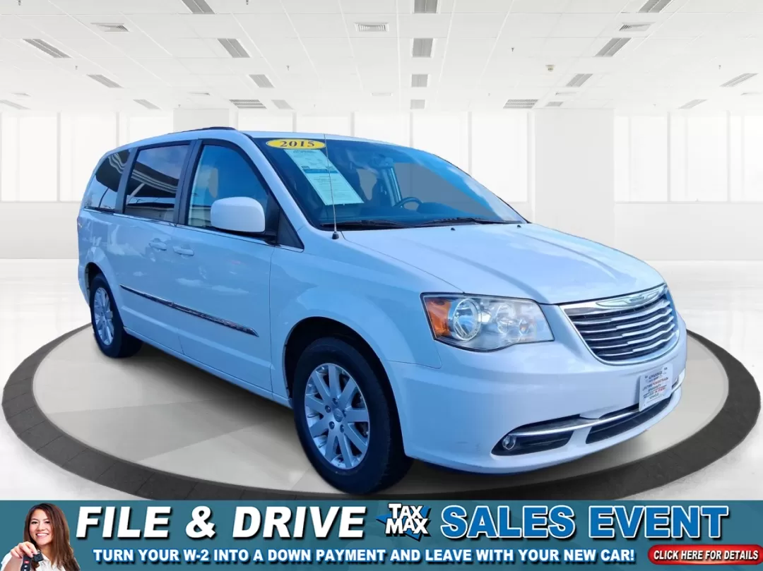 photo of 2015 Chrysler Town  and  Country Touring
