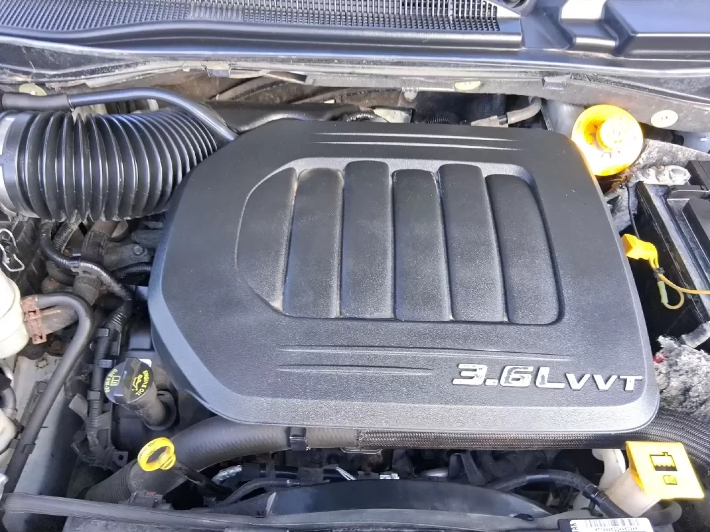 2015 Chrysler Town and Country Touring (2C4RC1BG1FR) with an 3.6L V-6 DOHC engine, 6-Speed Automatic transmission, located at 880 E. National Road, Vandalia, OH, 45377, (937) 908-9800, 39.891918, -84.183594 - Pack up the kids, load the cooler, and point the nose toward a weekend road trip-this 2015 Chrysler Town and Country Touring is built for real life in West Central Ohio. Whether you're shuttling a growing family to school and sports, commuting from Piqua to Troy, or planning an easy getaway up I-7 - Photo#11