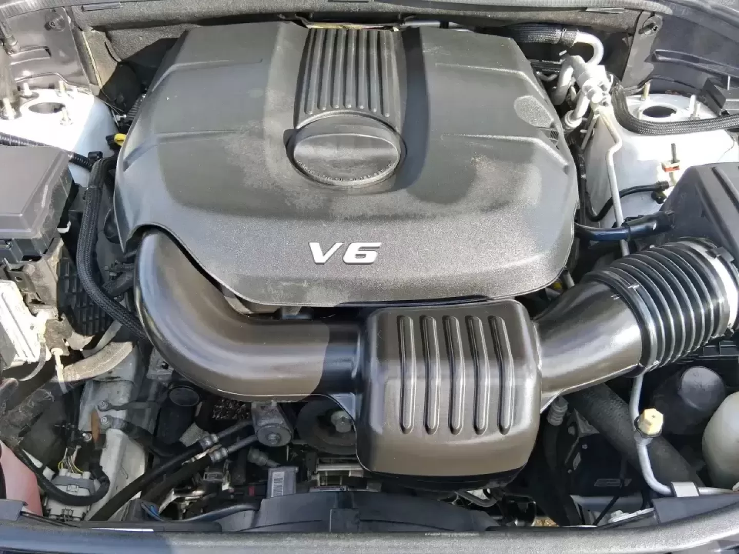 2015 Dodge Durango Limited (1C4RDJDG8FC) with an 3.6L V6 DOHC 24V engine, 8-Speed Automatic transmission, located at 1230 East Main St, Xenia, OH, 45385, (937) 908-9800, 39.688026, -83.910172 - Pack up the kids, load the cooler, and point the nose toward a weekend getaway-this 2015 Dodge Durango Limited is the kind of SUV that makes everyday life in West Central Ohio easier, from school drop-offs to road trips and everything in between. With confident 4WD/AWD capability, three-row flexibil - Photo#11