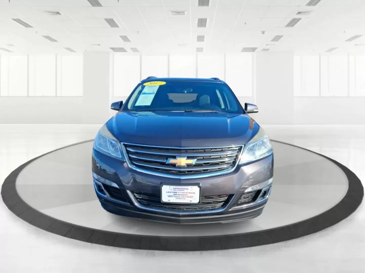 2017 Chevrolet Traverse 1LT (1GNKRGKDXHJ) with an 3.6L V-6 gasoline direct injection engine, 6A transmission, located at 8750 N County Rd 25A, Piqua, OH, 45356, (937) 908-9800, 40.164391, -84.232513 - Picture your next weekend: the kids are loaded up, the playlist is set, and you're cruising from Piqua to a ballgame, a family cookout, or a day trip to Indian Lake without worrying about space, comfort, or reliability. This 2017 Chevrolet Traverse 1LT is the kind of three-row SUV that fits real lif - Photo#5