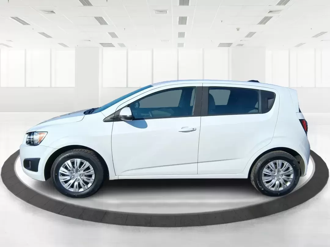 2016 Chevrolet Sonic LS Auto (1G1JA6SH4G4) with an 1.8L L4 DOHC 24V engine, 6A transmission, located at 1184 Kauffman Ave, Fairborn, OH, 45324, (937) 908-9800, 39.807072, -84.030914 - Need a smart, easy-to-park commuter that can also handle grocery runs, campus life, and weekend getaways without draining your budget? This 2016 Chevrolet Sonic LS Auto Hatchback is built for real-life Fairborn living-zipping down I675 for work, cruising over to Wright-Patterson Air Force Base, or h - Photo#4