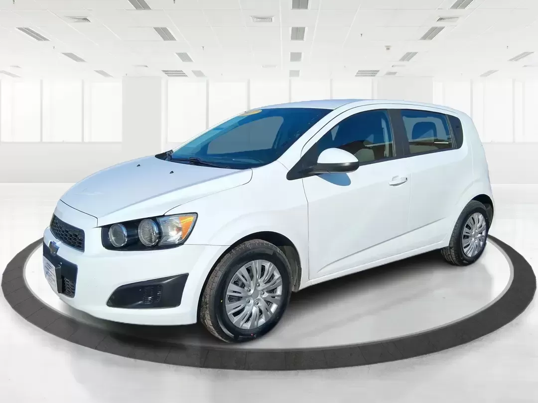 2016 Chevrolet Sonic LS Auto (1G1JA6SH4G4) with an 1.8L L4 DOHC 24V engine, 6A transmission, located at 1184 Kauffman Ave, Fairborn, OH, 45324, (937) 908-9800, 39.807072, -84.030914 - Need a smart, easy-to-park commuter that can also handle grocery runs, campus life, and weekend getaways without draining your budget? This 2016 Chevrolet Sonic LS Auto Hatchback is built for real-life Fairborn living-zipping down I675 for work, cruising over to Wright-Patterson Air Force Base, or h - Photo#7