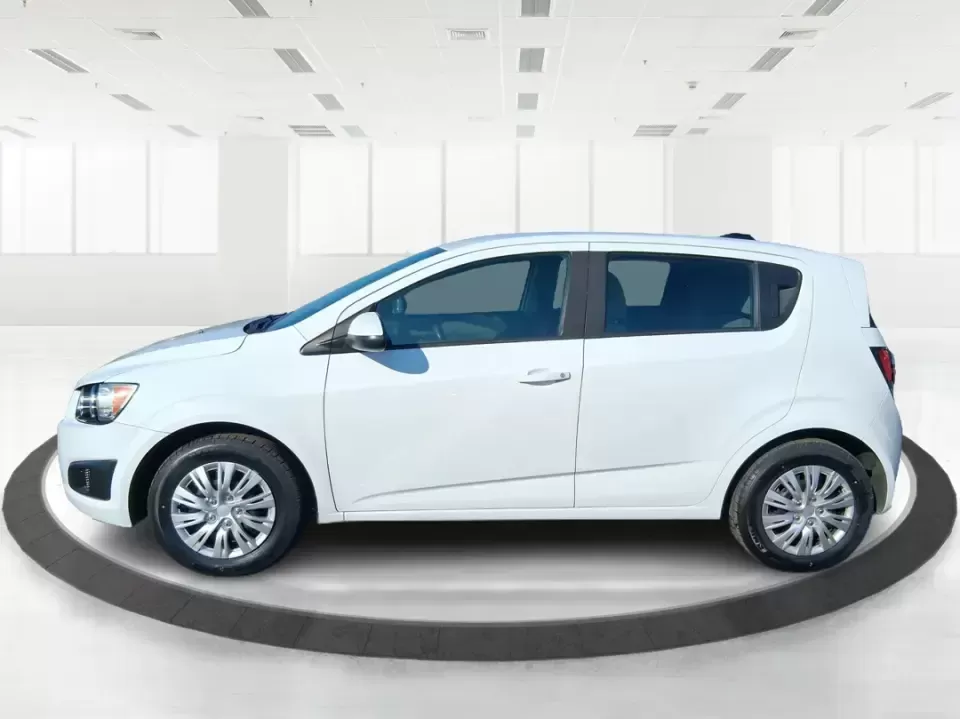 2016 Chevrolet Sonic LS Auto (1G1JA6SH4G4) with an 1.8L L4 DOHC 24V engine, 6A transmission, located at 1184 Kauffman Ave, Fairborn, OH, 45324, (937) 908-9800, 39.807072, -84.030914 - Need a smart, easy-to-park commuter that can also handle grocery runs, campus life, and weekend getaways without draining your budget? This 2016 Chevrolet Sonic LS Auto Hatchback is built for real-life Fairborn living-zipping down I675 for work, cruising over to Wright-Patterson Air Force Base, or h - Photo#4