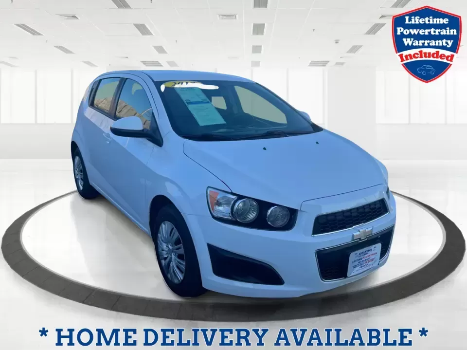 2016 Chevrolet Sonic LS Auto (1G1JA6SH4G4) with an 1.8L L4 DOHC 24V engine, 6A transmission, located at 1230 East Main St, Xenia, OH, 45385, (937) 908-9800, 39.688026, -83.910172 - Need a smart, easy-to-park commuter that can also handle grocery runs, campus life, and weekend getaways without draining your budget? This 2016 Chevrolet Sonic LS Auto Hatchback is built for real-life Fairborn living-zipping down I675 for work, cruising over to Wright-Patterson Air Force Base, or h - Photo#0