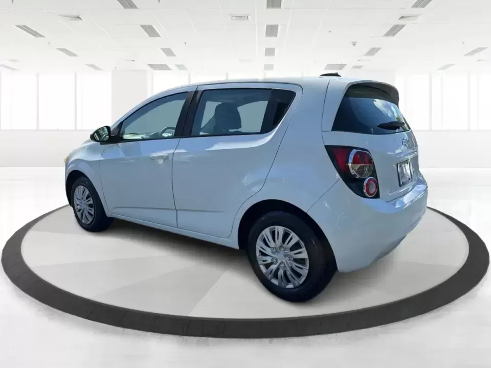 2016 Chevrolet Sonic LS Auto (1G1JA6SH4G4) with an 1.8L L4 DOHC 24V engine, 6A transmission, located at 1230 East Main St, Xenia, OH, 45385, (937) 908-9800, 39.688026, -83.910172 - Need a smart, budget-friendly commuter that's also ready for weekend errands, downtown parking, and quick road trips to Yellow Springs? This 2016 Chevrolet Sonic LS Auto Hatchback in Summit White fits real-life driving in and around Xenia, Ohio-easy to maneuver, efficient to run, and versatile enoug - Photo#4