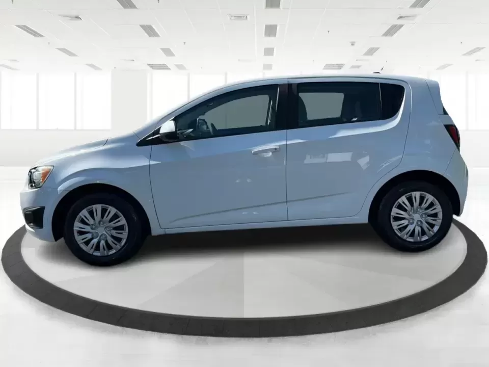 2016 Chevrolet Sonic LS Auto (1G1JA6SH4G4) with an 1.8L L4 DOHC 24V engine, 6A transmission, located at 1230 East Main St, Xenia, OH, 45385, (937) 908-9800, 39.688026, -83.910172 - Need a smart, budget-friendly commuter that's also ready for weekend errands, downtown parking, and quick road trips to Yellow Springs? This 2016 Chevrolet Sonic LS Auto Hatchback in Summit White fits real-life driving in and around Xenia, Ohio-easy to maneuver, efficient to run, and versatile enoug - Photo#5