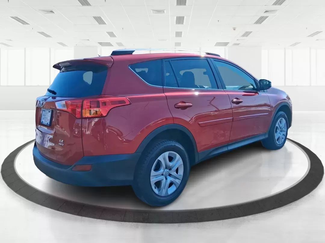 2015 Toyota RAV4 LE (JTMBFREV8FD) with an 2.5L I-4 DOHC engine, 6-Speed Automatic transmission, located at 401 Woodman Dr, Riverside, OH, 45431, (937) 908-9800, 39.760899, -84.123421 - Picture your next weekend: loading up for a quick run to The Greene, cruising out I675 toward a day at Wright-Patterson AFB, or packing the cargo area for a family road trip through the Miami Valley. If you need an SUV that's easy to live with, confident in Ohio weather, and friendly to your budget, - Photo#2