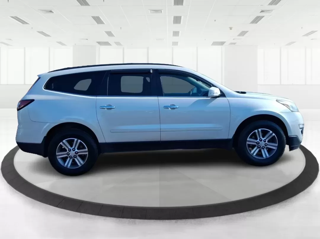 2015 Chevrolet Traverse 1LT (1GNKRGKD6FJ) with an 3.6L V-6 gasoline direct injection engine, 6-Speed Automatic transmission, located at 4508 South Dixie Dr, Moraine, OH, 45439, (937) 908-9800, 39.689976, -84.218452 - Pack up the kids, load the stroller and sports gear, and point the nose toward a weekend at Carillon Historical Park or a day trip down I75-this 2015 Chevrolet Traverse 1LT is the kind of roomy, confidence-inspiring SUV that makes family life and busy schedules feel easier. With three-row versatilit - Photo#1