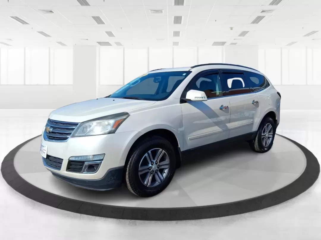 2015 Chevrolet Traverse 1LT (1GNKRGKD6FJ) with an 3.6L V-6 gasoline direct injection engine, 6-Speed Automatic transmission, located at 4508 South Dixie Dr, Moraine, OH, 45439, (937) 908-9800, 39.689976, -84.218452 - Pack up the kids, load the stroller and sports gear, and point the nose toward a weekend at Carillon Historical Park or a day trip down I75-this 2015 Chevrolet Traverse 1LT is the kind of roomy, confidence-inspiring SUV that makes family life and busy schedules feel easier. With three-row versatilit - Photo#8