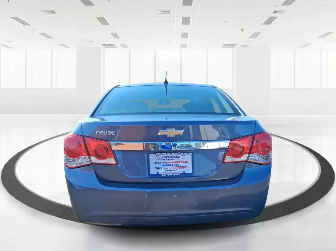 2014 Chevrolet Cruze LS Auto (1G1PA5SH3E7) with an ECOTEC 1.8L I-4 DOHC engine, 6-Speed Automatic transmission, located at 4508 South Dixie Dr, Moraine, OH, 45439, (937) 908-9800, 39.689976, -84.218452 - Need a smart, budget-friendly commuter that can handle daily school drop-offs, I-75 traffic, and weekend errands without draining your wallet at the pump? This 2014 Chevrolet Cruze LS Auto is a practical, easy-to-live-with sedan that fits real Moraine lifestyles-whether you're commuting toward Downt - Photo#3