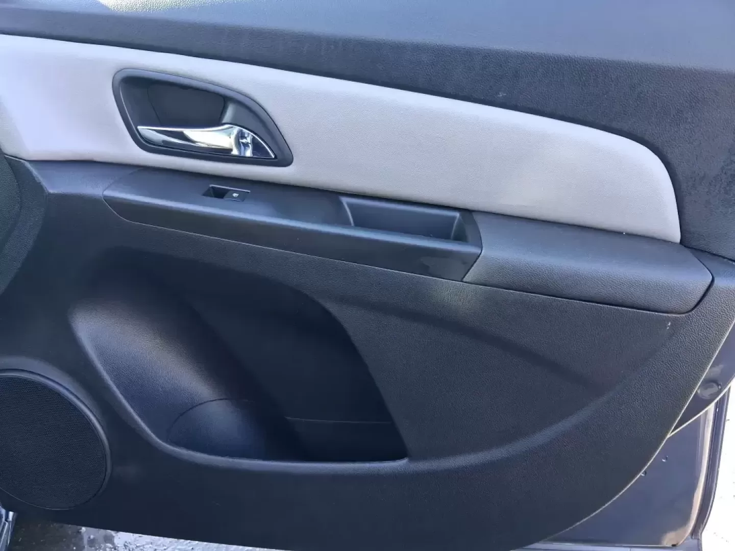 2014 Chevrolet Cruze LS Auto (1G1PA5SH3E7) with an ECOTEC 1.8L I-4 DOHC engine, 6-Speed Automatic transmission, located at 1951 S Dayton Lakeview Rd., New Carlisle, OH, 45344, (937) 908-9800, 39.890999, -84.050255 - Need a smart, budget-friendly commuter that can handle daily school drop-offs, I-75 traffic, and weekend errands without draining your wallet at the pump? This 2014 Chevrolet Cruze LS Auto is a practical, easy-to-live-with sedan that fits real Moraine lifestyles-whether you're commuting toward Downt - Photo#19