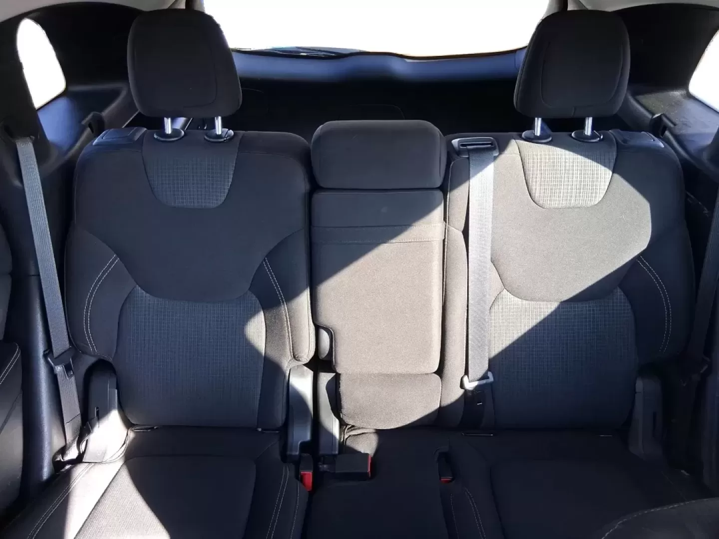 2016 Jeep Cherokee Altitude (1C4PJMCB5GW) with an 2.4L L4 DOHC 16V engine, 9A transmission, located at 880 E. National Road, Vandalia, OH, 45377, (937) 908-9800, 39.891918, -84.183594 - Picture your next weekend: a quick grocery run to the Meijer on Benchwood, a family visit across town, then a spontaneous road trip up I75 with the cargo area packed and the confidence of 4WD when Ohio weather changes its mind. This 2016 Jeep Cherokee Altitude is the kind of versatile crossover that - Photo#14