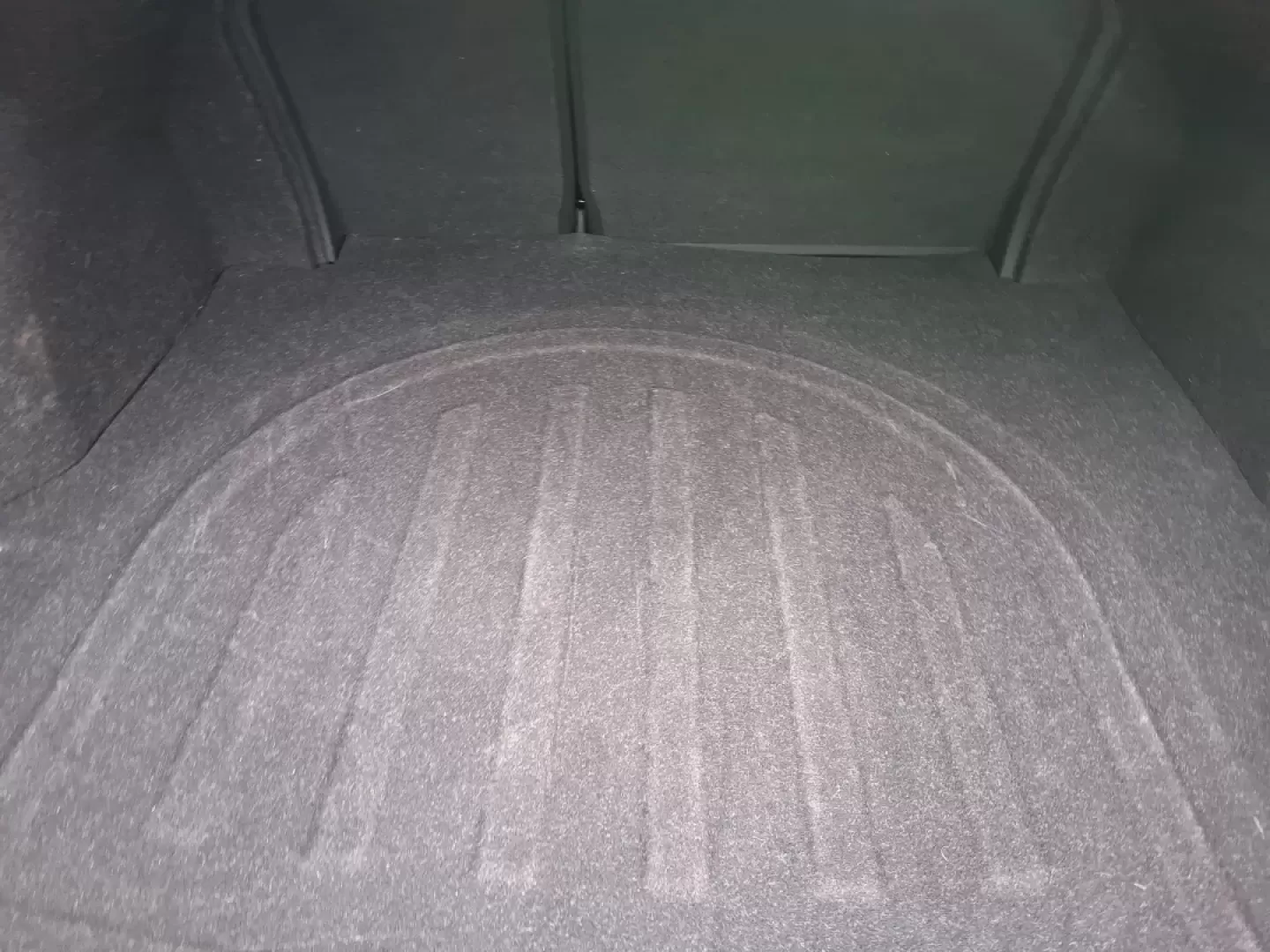 2017 Hyundai Elantra SE (KMHD84LF5HU) with an Nu 2L I-4 DOHC engine, 6A transmission, located at 1099 N County Rd 25A , Troy, OH, 45373, (937) 908-9800, 40.057079, -84.212883 - Planning a reliable daily commute from Troy to Dayton, a fuel-friendly run to the Miami Valley Centre Mall, or an easy weekend escape up I75? This 2017 Hyundai Elantra SE in eye-catching Scarlet Red Pearl is the kind of practical sedan that fits real life-comfortable for long drives, small enough fo - Photo#11