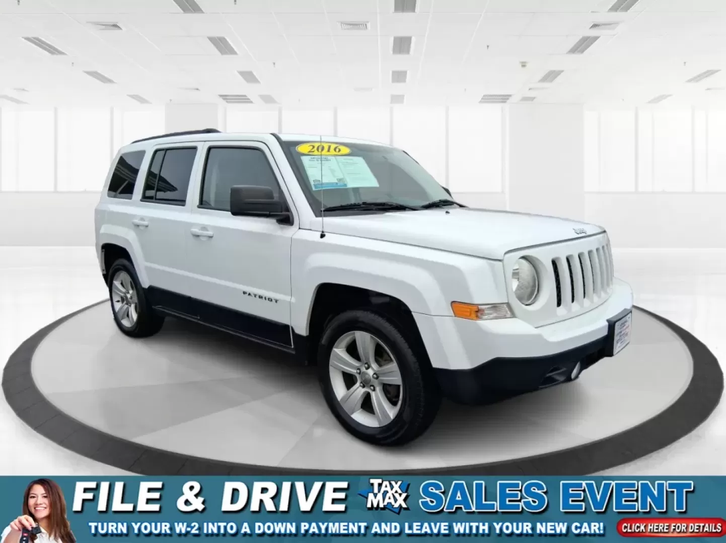 2016 Jeep Patriot Latitude (1C4NJPFA8GD) with an 2.0L L4 DOHC 16V engine, located at 1184 Kauffman Ave, Fairborn, OH, 45324, (937) 908-9800, 39.807072, -84.030914 - Picture your next weekend escape: loading up the gear, pointing the hood toward John Bryan State Park or a day trip to Dayton, and enjoying the confident, go-anywhere feel that makes a Jeep a Jeep. This **2016 Jeep Patriot Latitude** is a smart fit for commuters, first-time buyers, and budget-consci - Photo#0